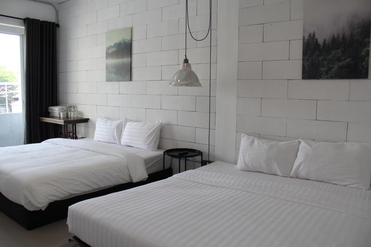 The Good Days Hotel Udon Thani Buitenkant foto